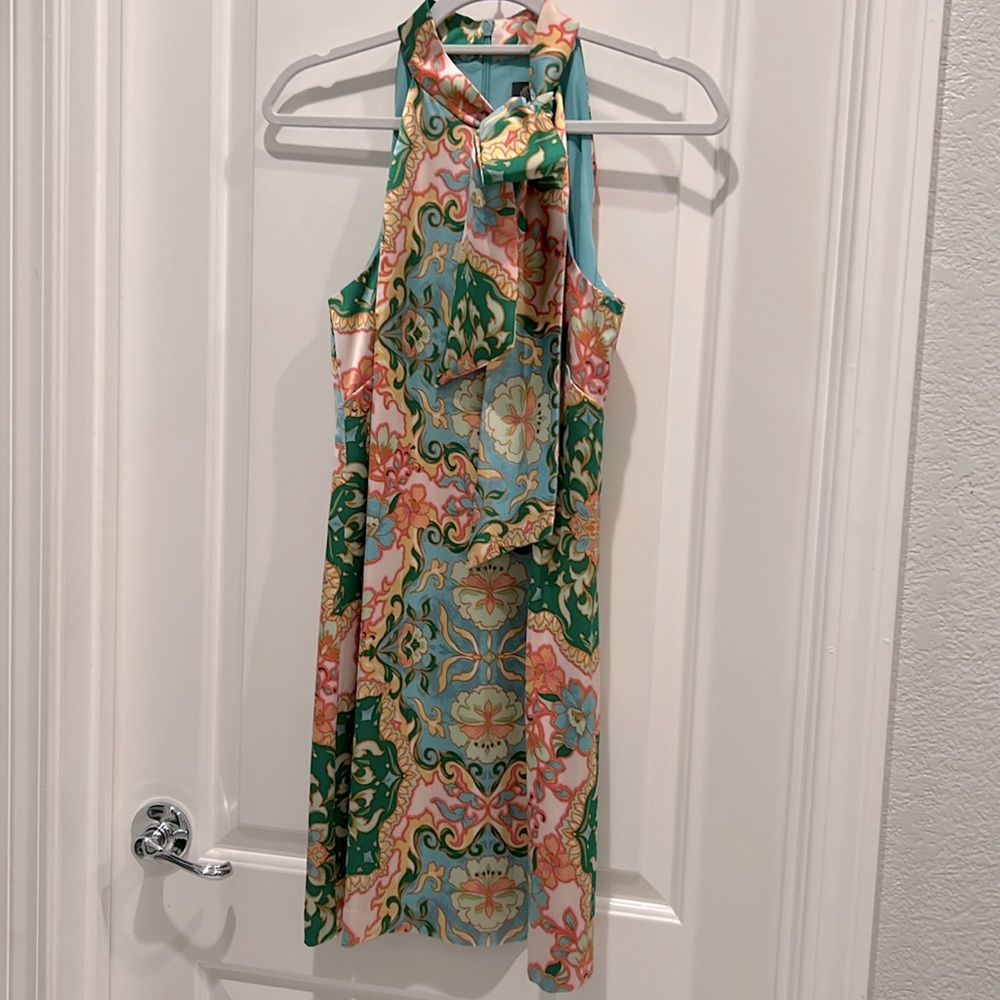 Beautiful Vince Camuto Satin Dress